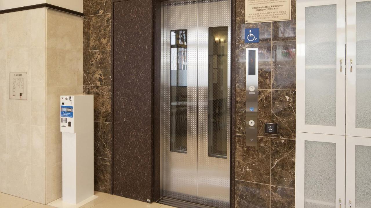 Toyoko Inn Shin-Osaka-Eki Higashi-Guchi Εξωτερικό φωτογραφία