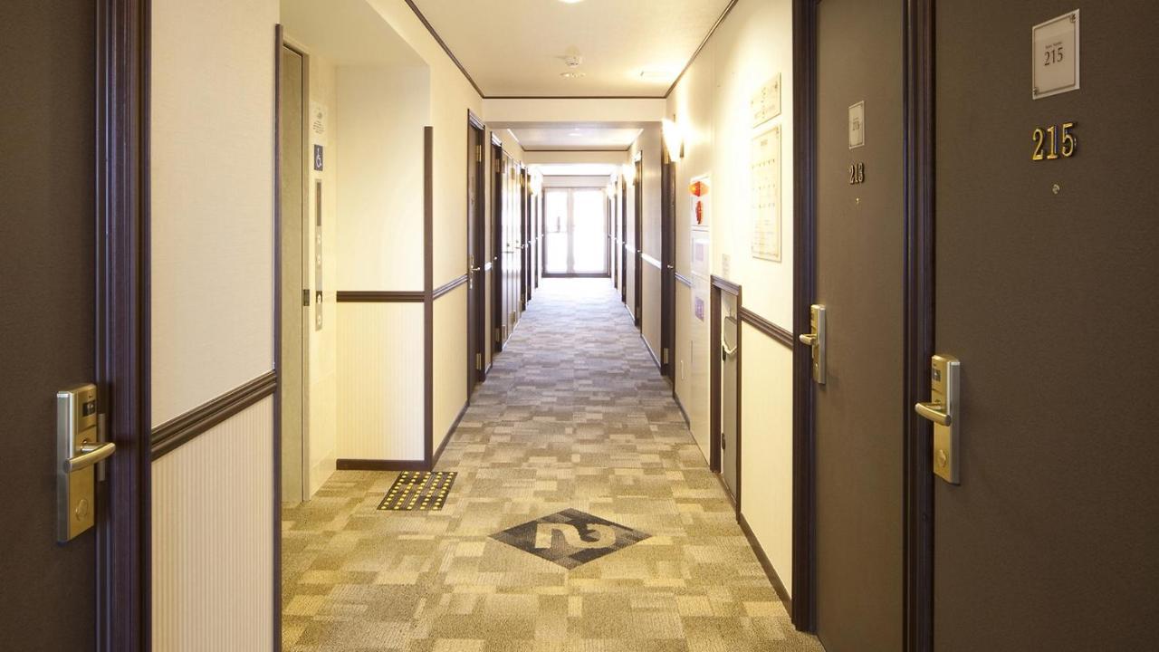 Toyoko Inn Shin-Osaka-Eki Higashi-Guchi Εξωτερικό φωτογραφία
